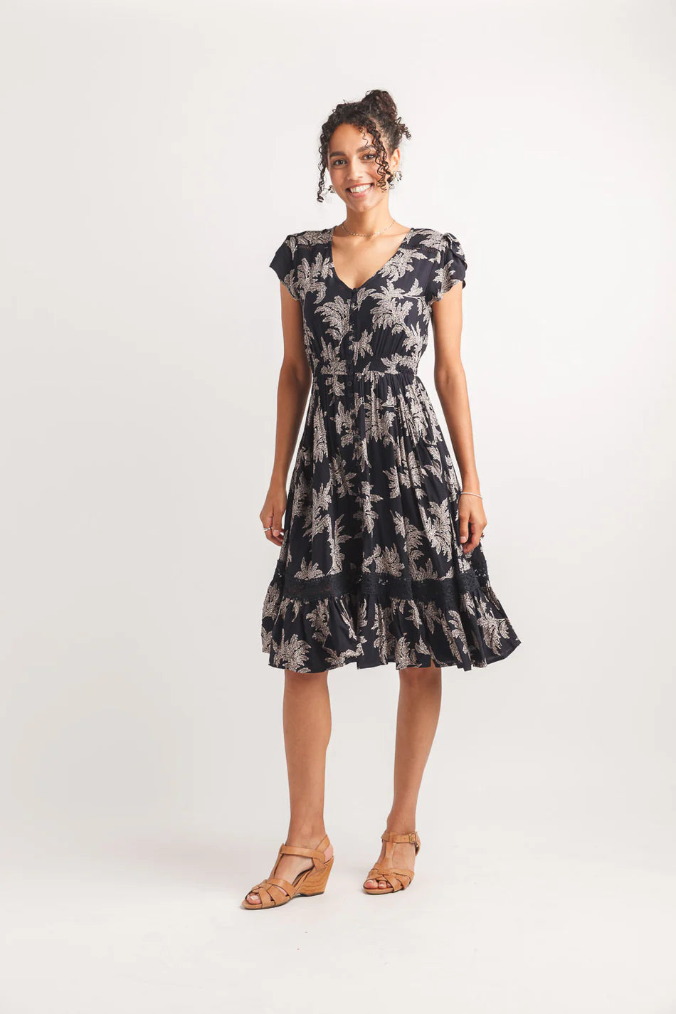Short Sleeve Floral Dress With Lace (Navy)