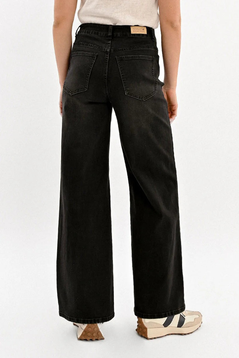 High-waisted wide-leg jeans