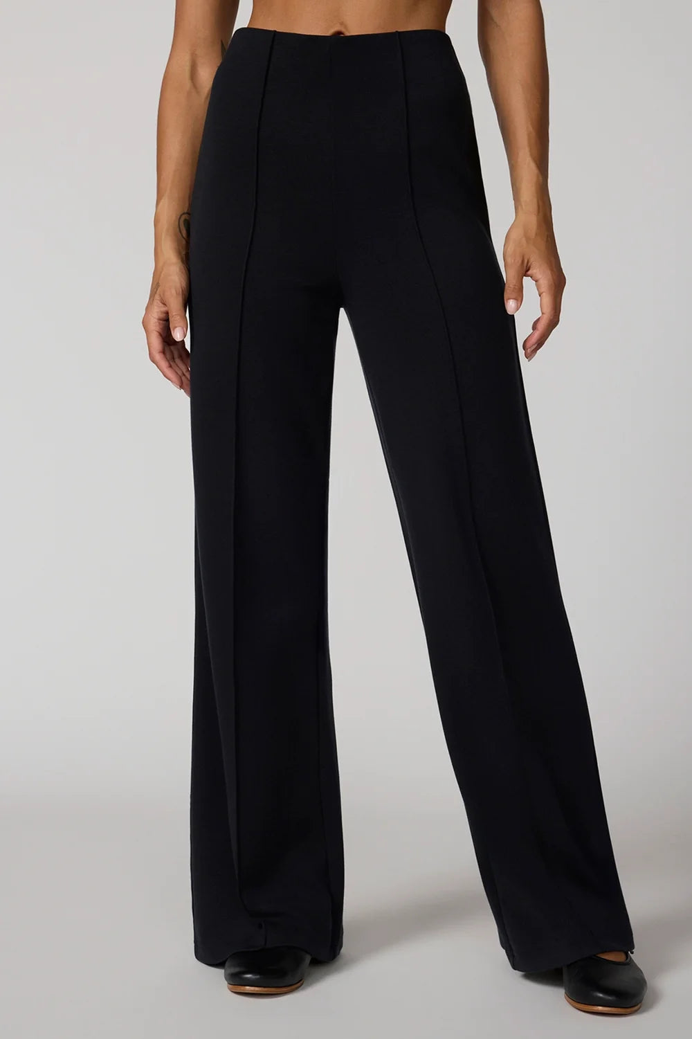Performance Wide Leg Pant