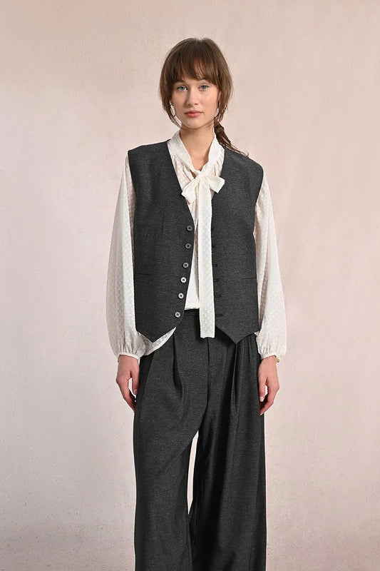 LADIES WOVEN SLEEVELESS JACKET