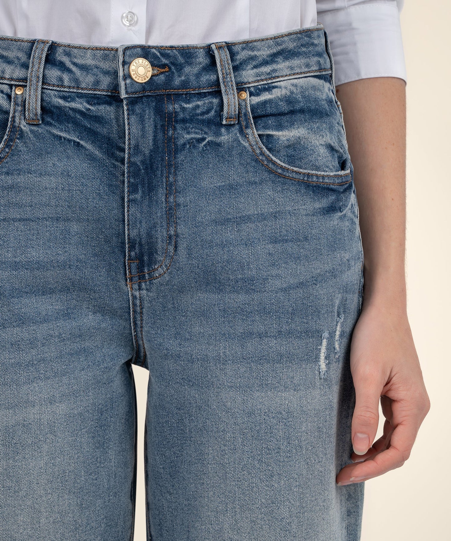 Ashley High Rise Slouchy Barrel Straight Leg