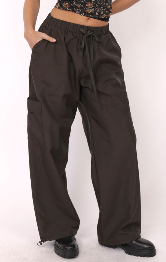 Ashton Pants with Cargo Pockets (Chocolate)