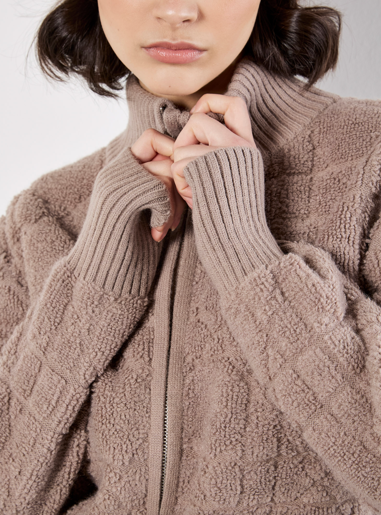 3D Rib Edge Zip cardigan