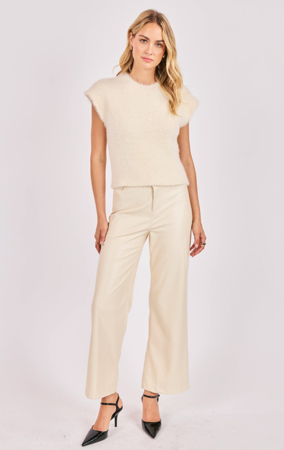 Bianca Feather Yarn Sweater Tank (Ivory)