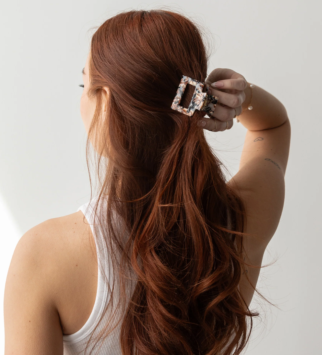 Hollie Clip