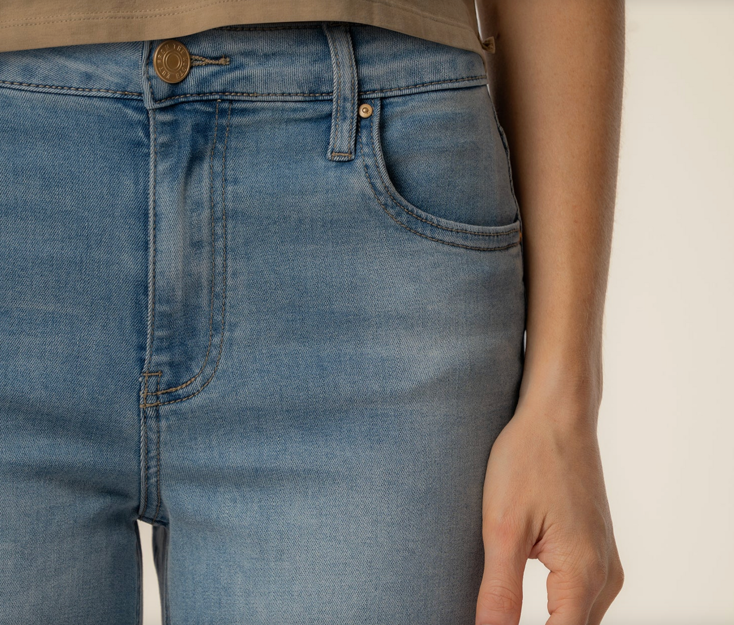 Jean High Rise Wide Leg (Loveliness Wash)