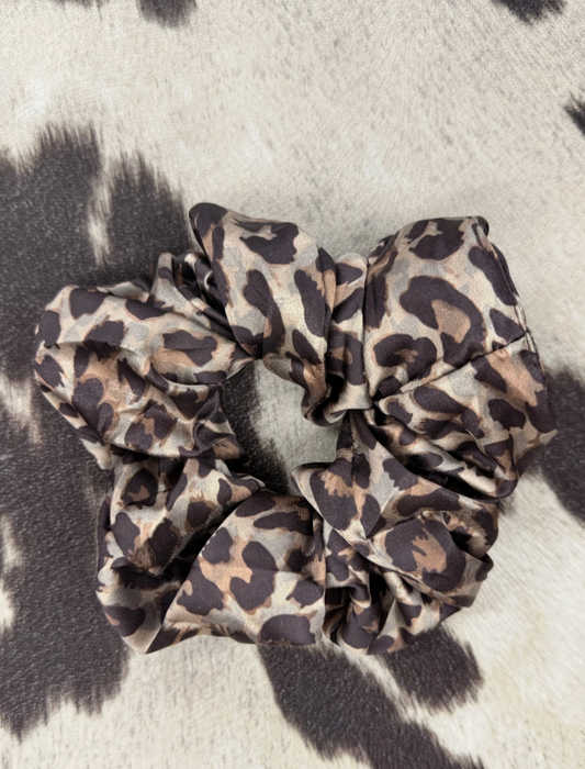 Leopard Outlaw Scrunchie