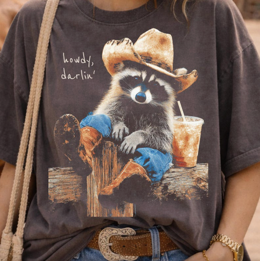Howdy Darlin’ Raccoon Cowboy Western Vintage T Shirt