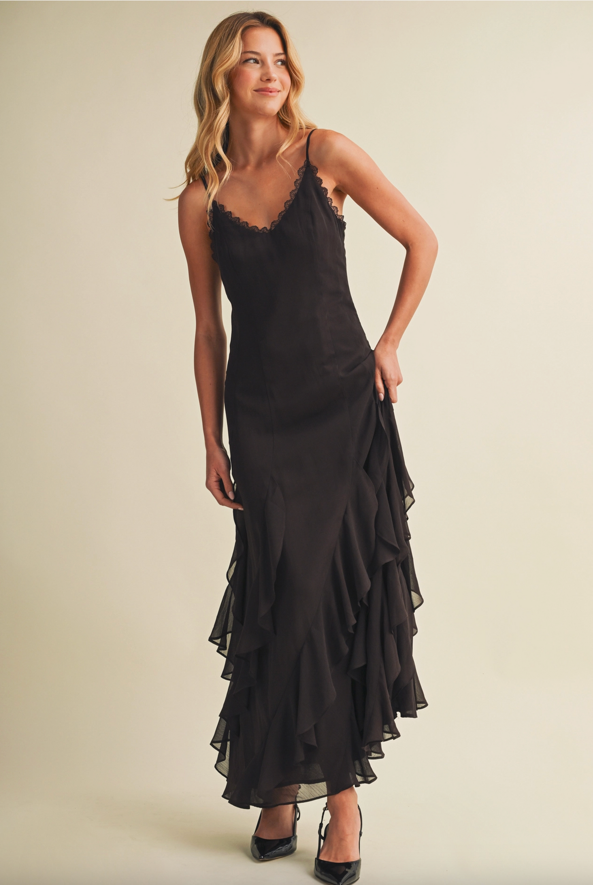 Scallop Lace Ruffle Dress (Brown)