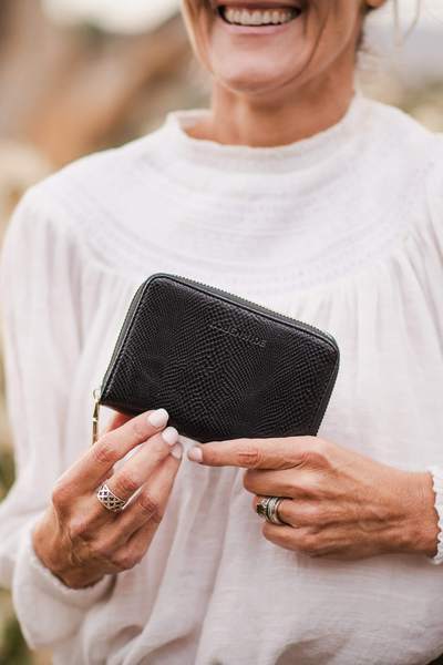 Eden Wallet (Black Lizard)