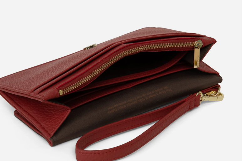 Cloe Purity Wallet